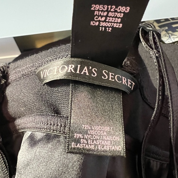 Victoria’s Secret EUC Sexy Rhinestone Studded Spaghetti Strap Black Dress (0449) - Picture 10 of 11